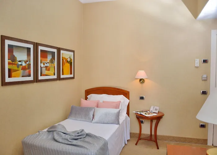Lh Lloyd Hotel 3*