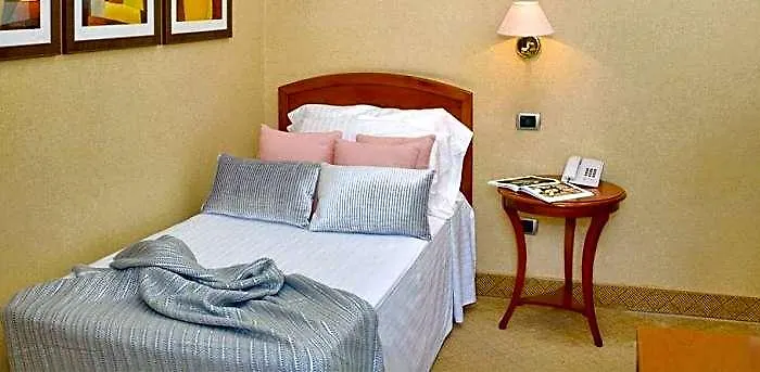 Lh Lloyd Hotel Rome