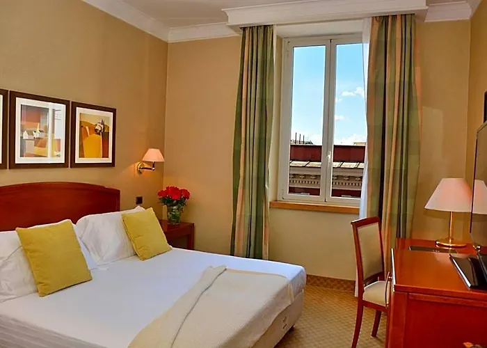 Lh Lloyd Hotel 3*