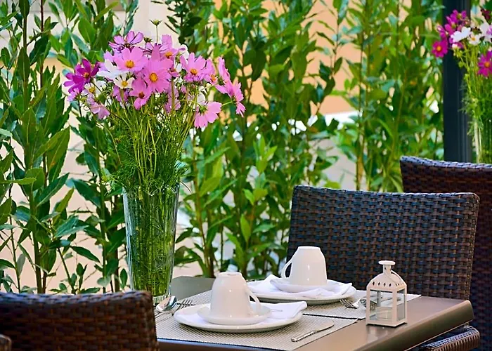 Lh Lloyd Hotel 3*