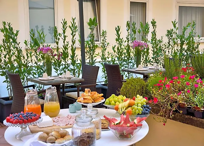 Hotel Lh Lloyd