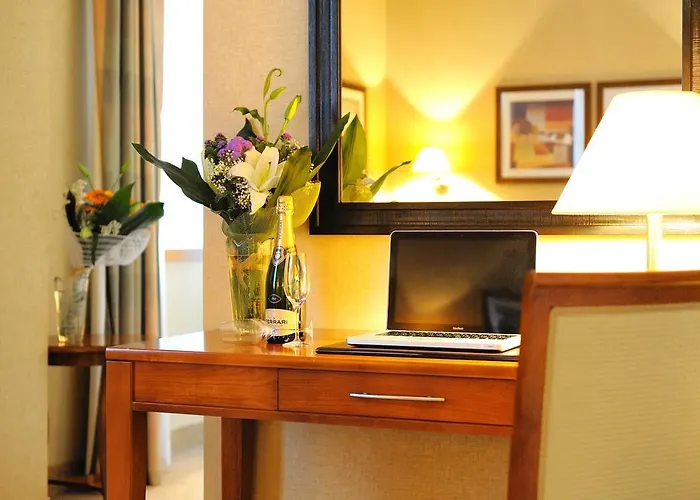 Hotel Lh Lloyd